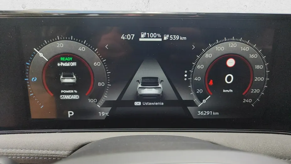 NISSAN Ariya -