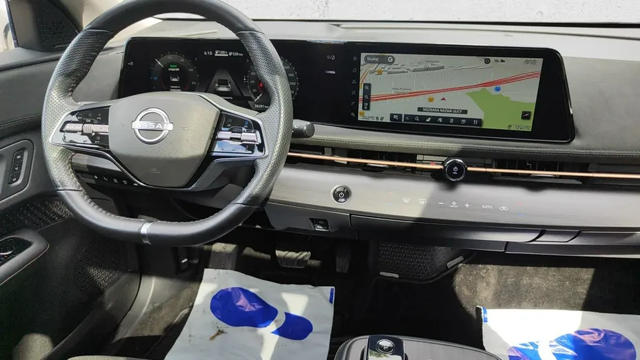 NISSAN Ariya -