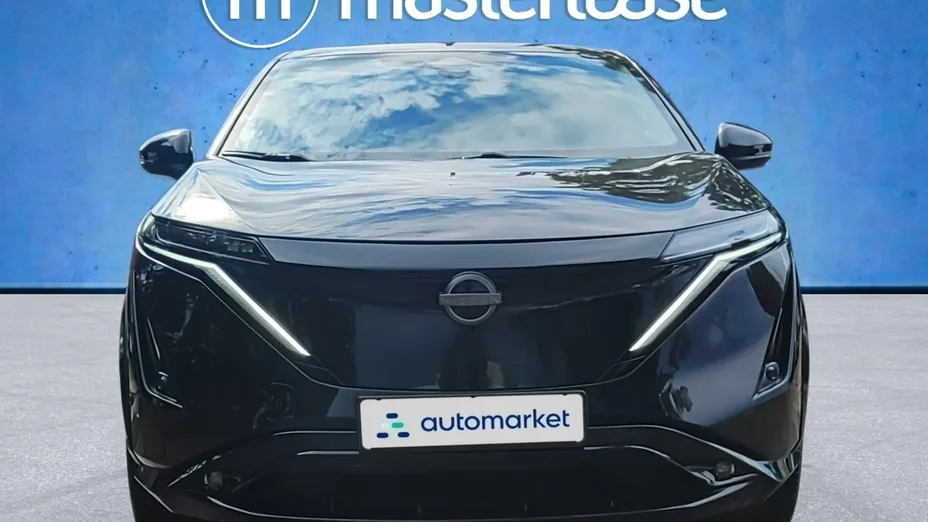 NISSAN Ariya -