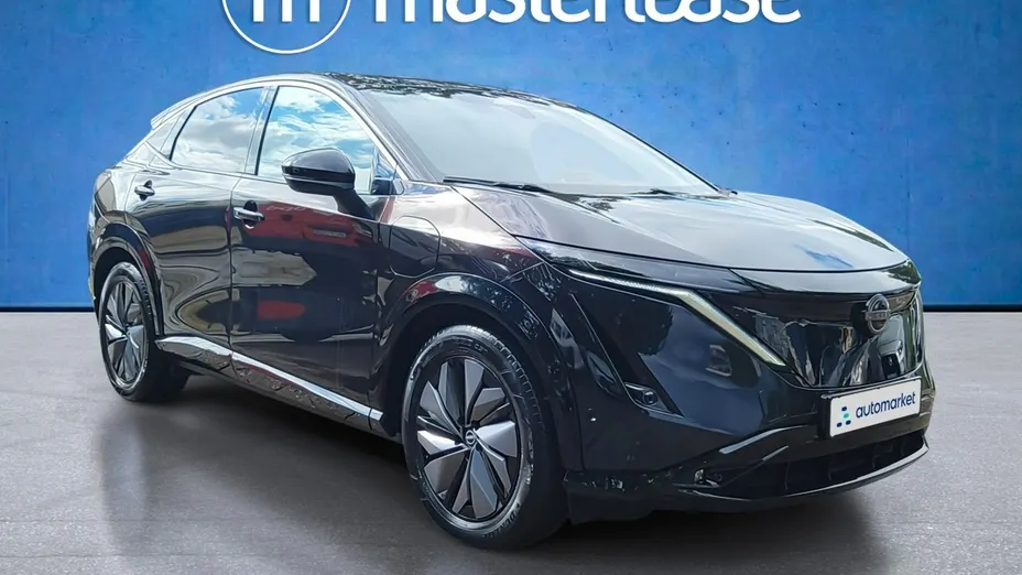 NISSAN Ariya -