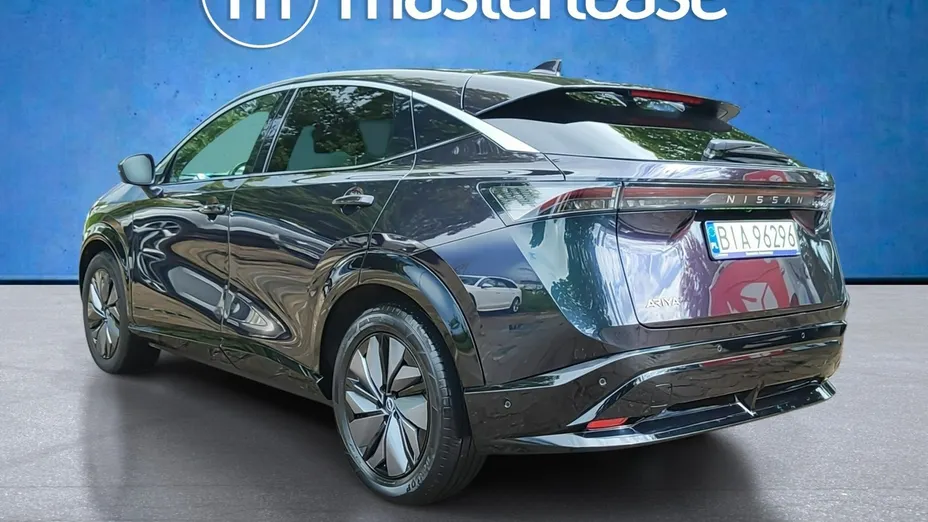 NISSAN Ariya -