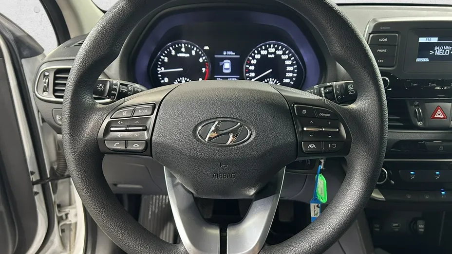 HYUNDAI i30 -