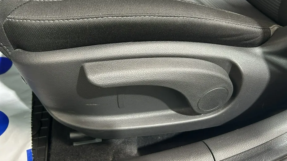 HYUNDAI i30 -