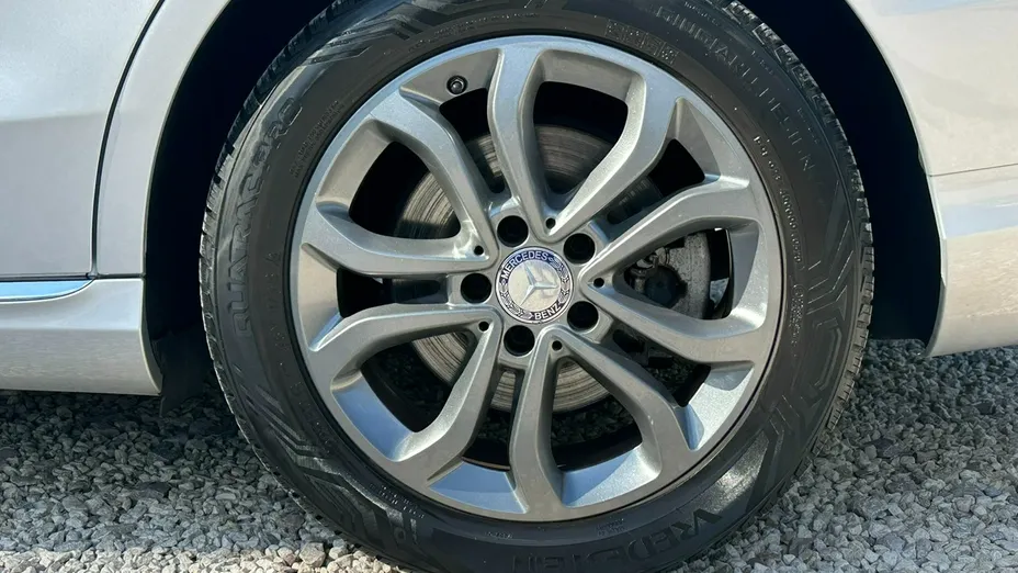 MERCEDES-BENZ C Klasa -