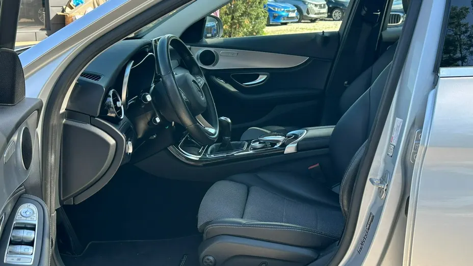 MERCEDES-BENZ C Klasa -