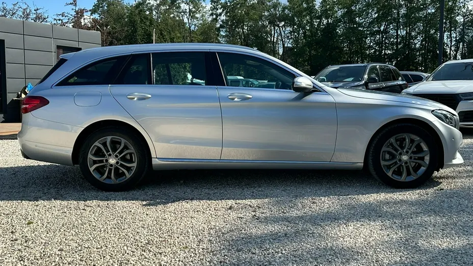 MERCEDES-BENZ C Klasa -
