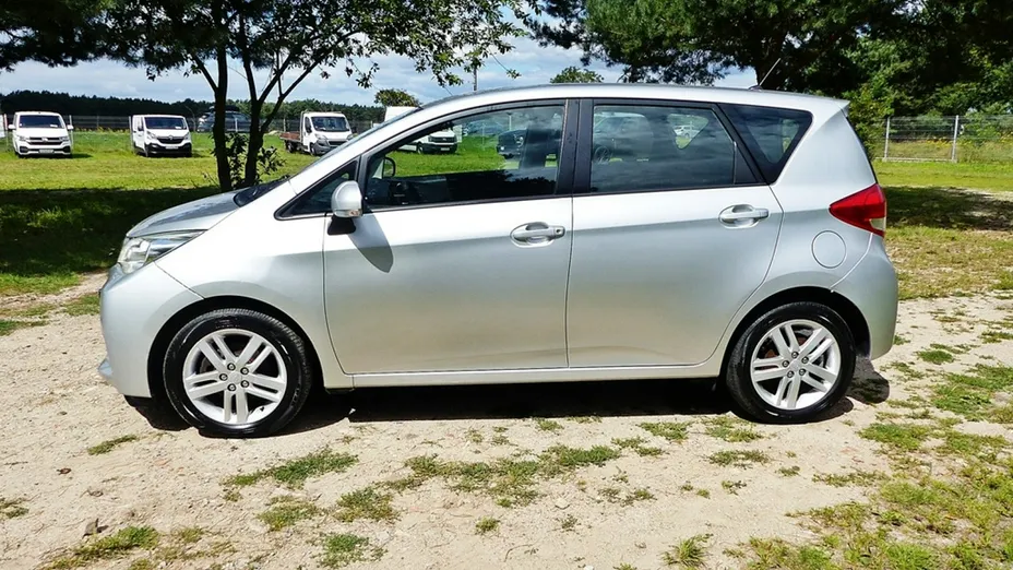 TOYOTA Verso-S -