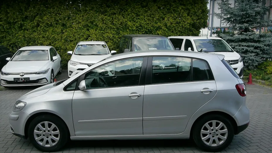 VOLKSWAGEN Golf Plus -