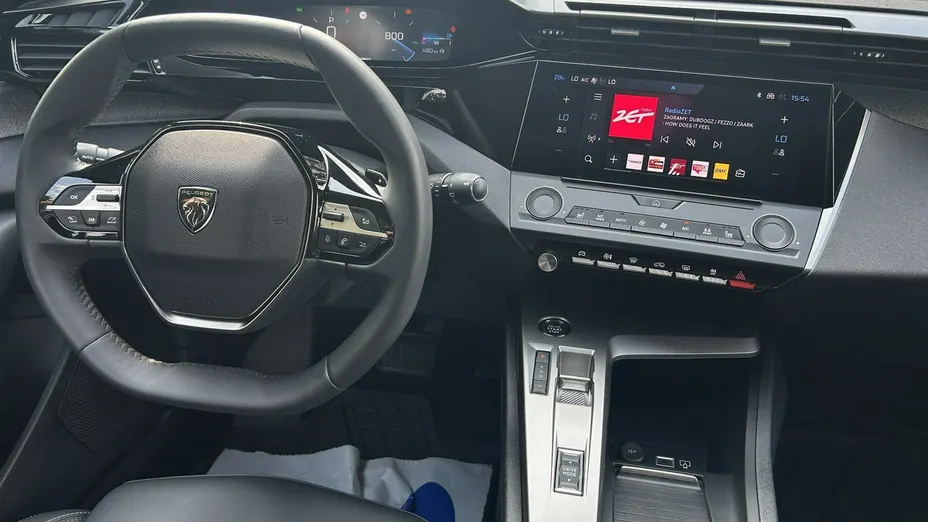 PEUGEOT 308 -