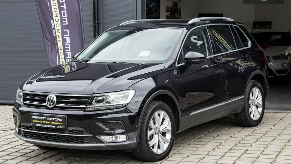 VOLKSWAGEN Tiguan -