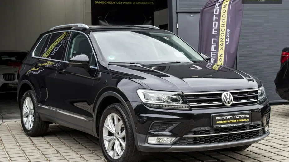VOLKSWAGEN Tiguan -