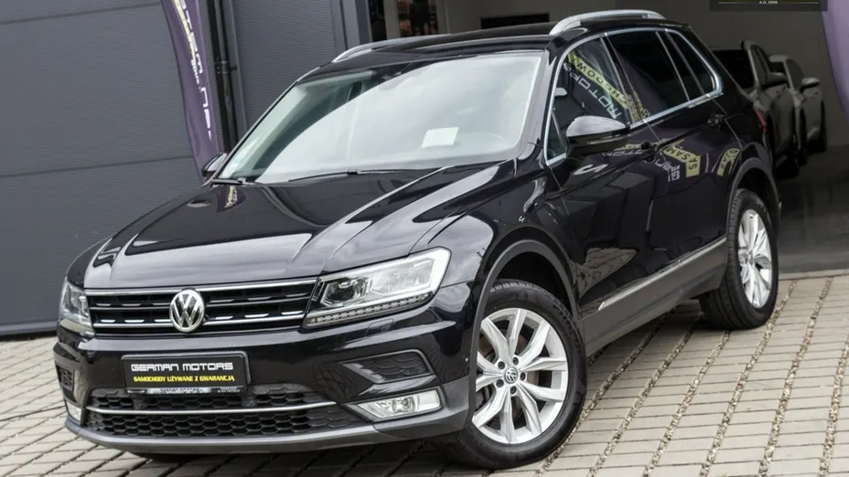 VOLKSWAGEN Tiguan -
