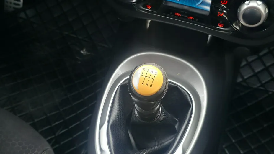 NISSAN Juke -