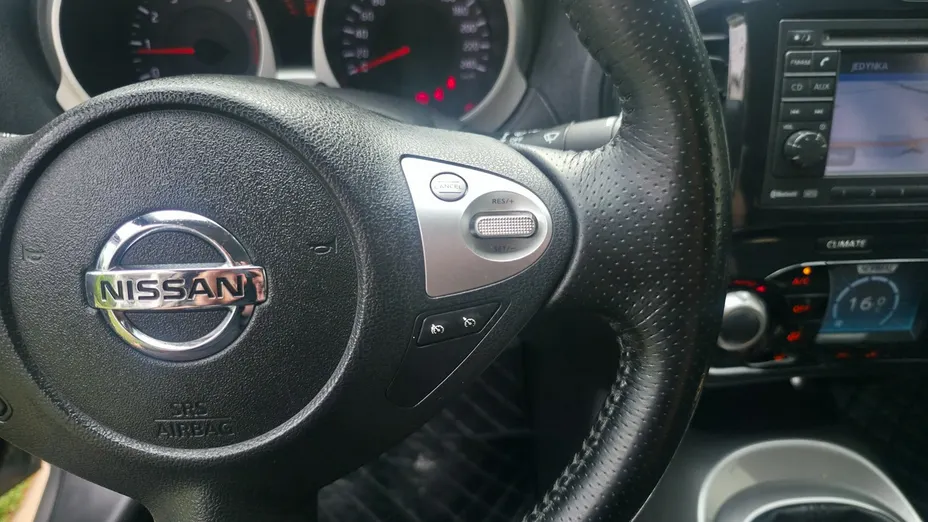 NISSAN Juke -