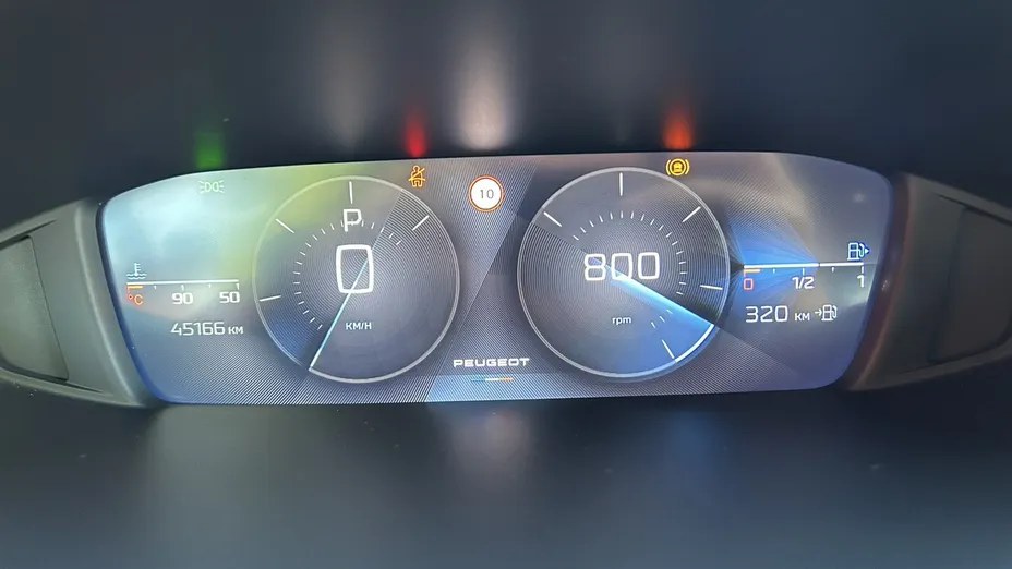PEUGEOT 308 -