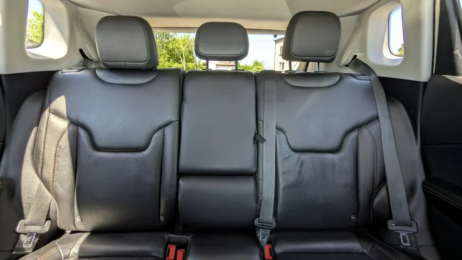 JEEP Compass -