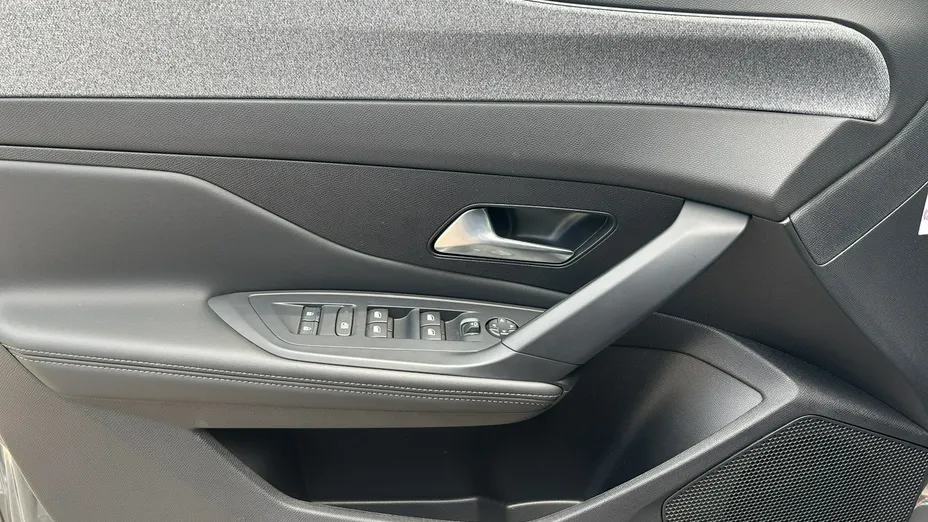PEUGEOT 308 -