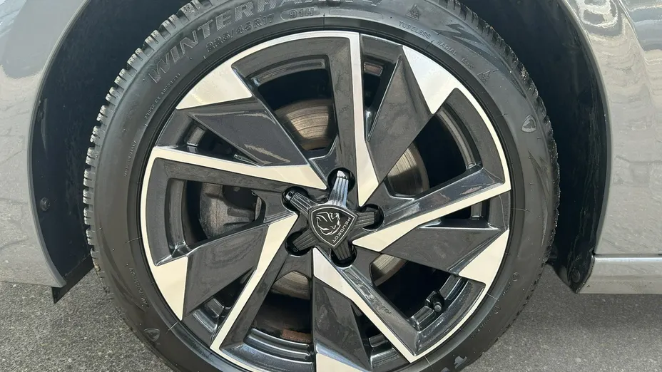 PEUGEOT 308 -