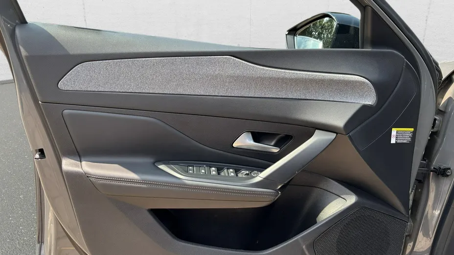 PEUGEOT 308 -