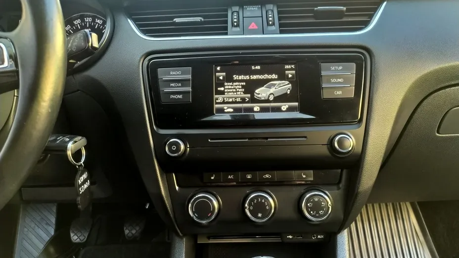 SKODA Octavia -