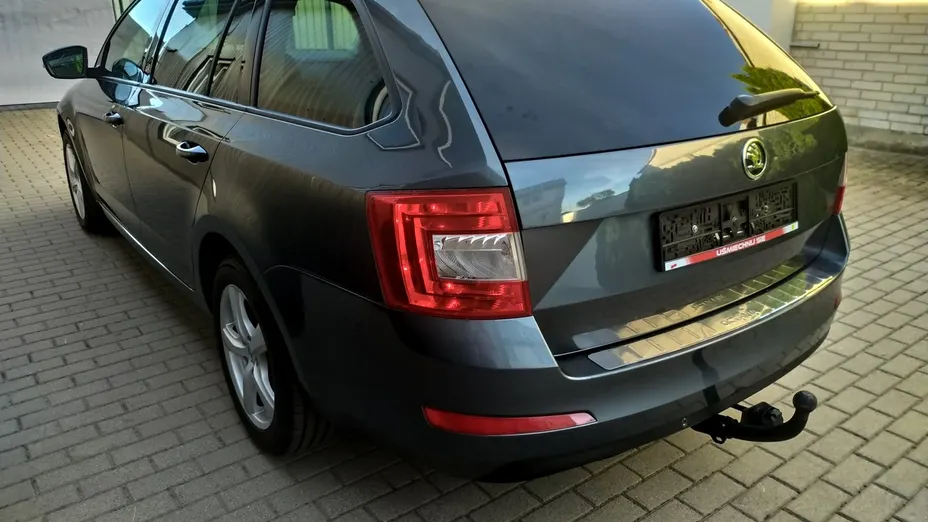 SKODA Octavia -