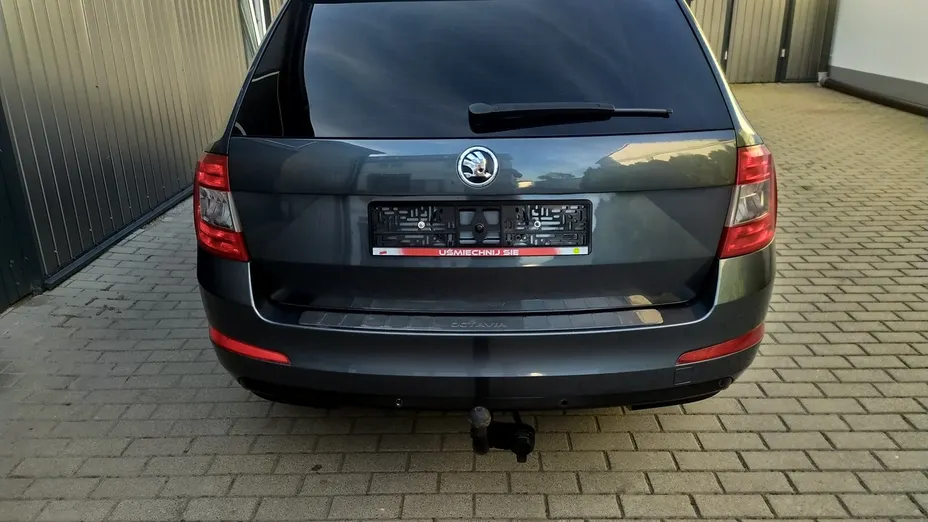SKODA Octavia -