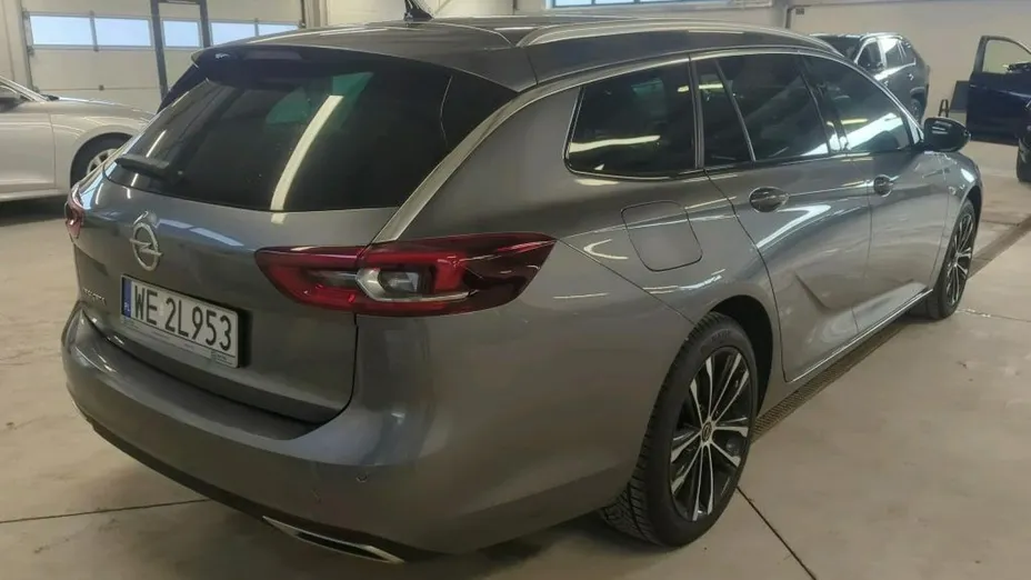OPEL Insignia -