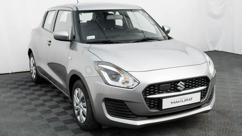 SUZUKI Swift -