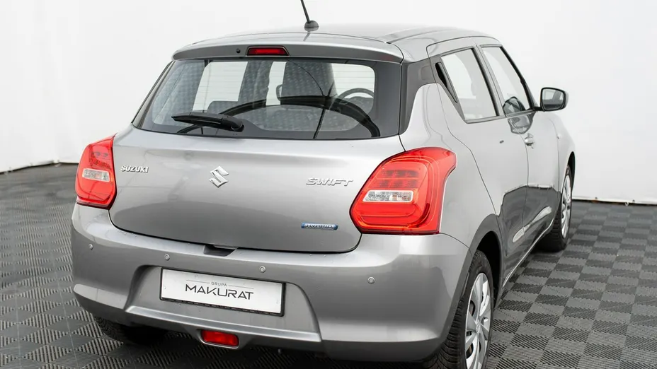 SUZUKI Swift -