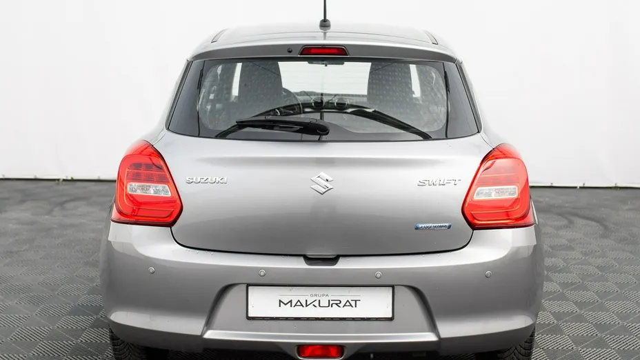 SUZUKI Swift -