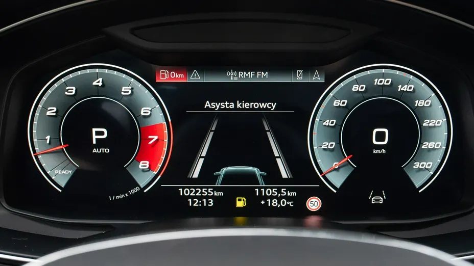 AUDI A6 -