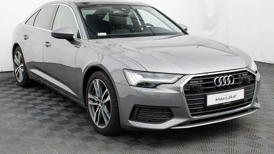 AUDI A6 -
