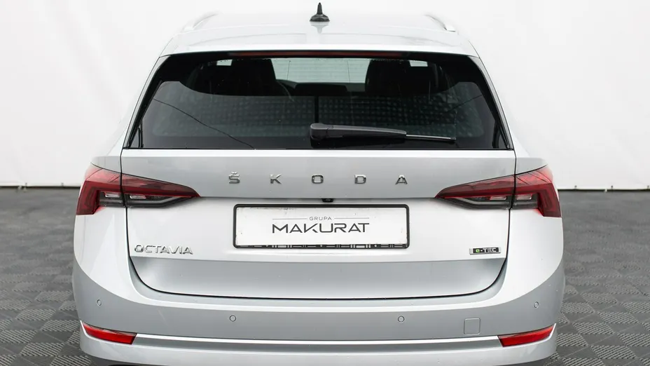 SKODA Octavia -