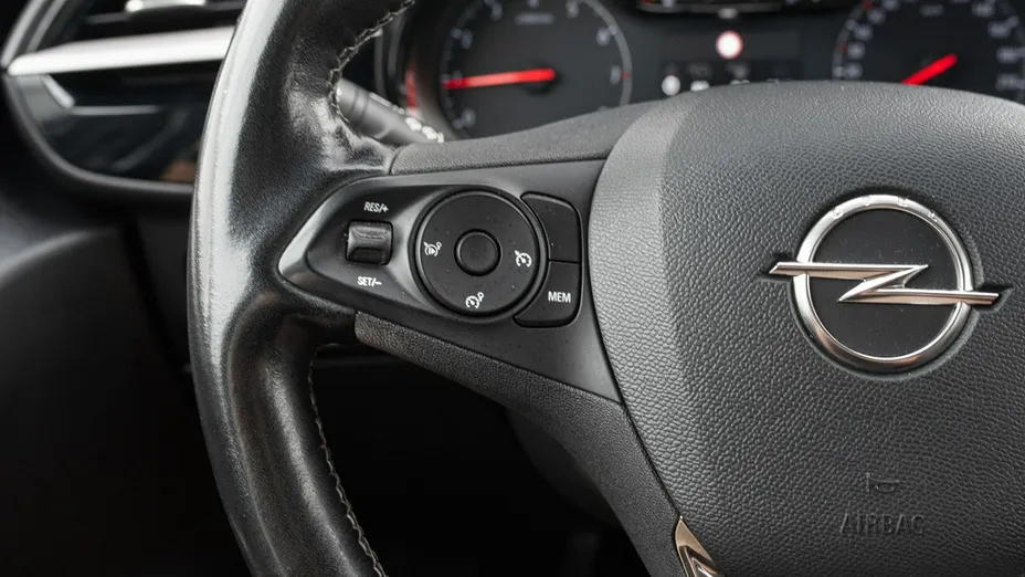 OPEL Corsa -