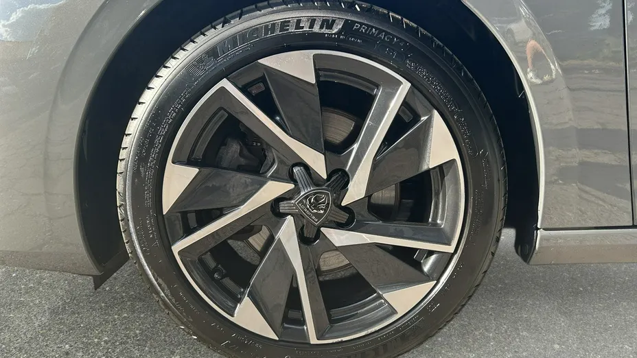 PEUGEOT 308 -