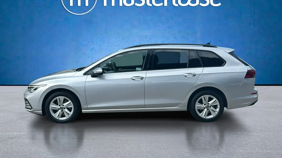 VOLKSWAGEN Golf -