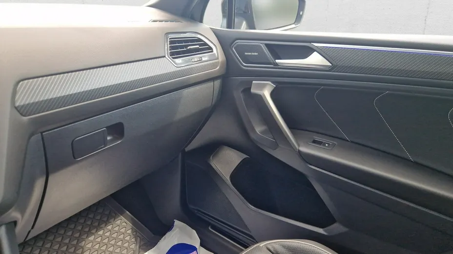 VOLKSWAGEN Tiguan Allspace -