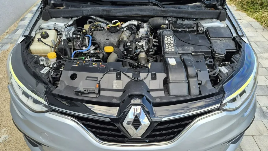 RENAULT Megane -