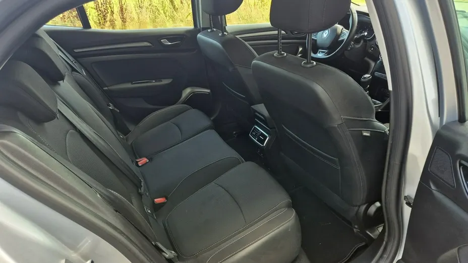 RENAULT Megane -