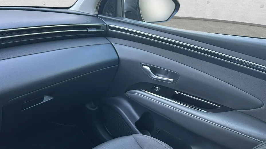 HYUNDAI Tucson -