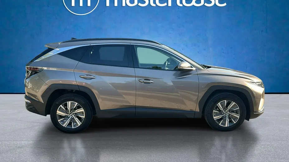 HYUNDAI Tucson -