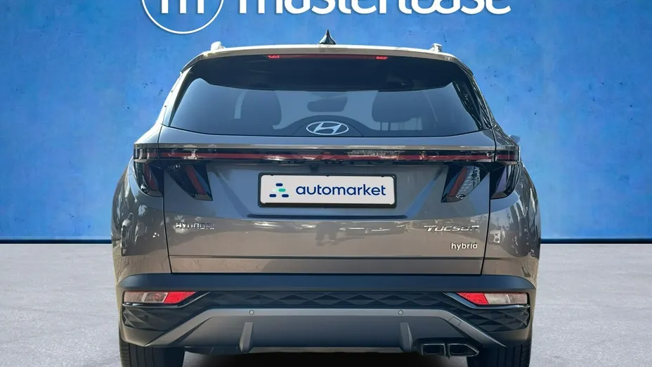 HYUNDAI Tucson -