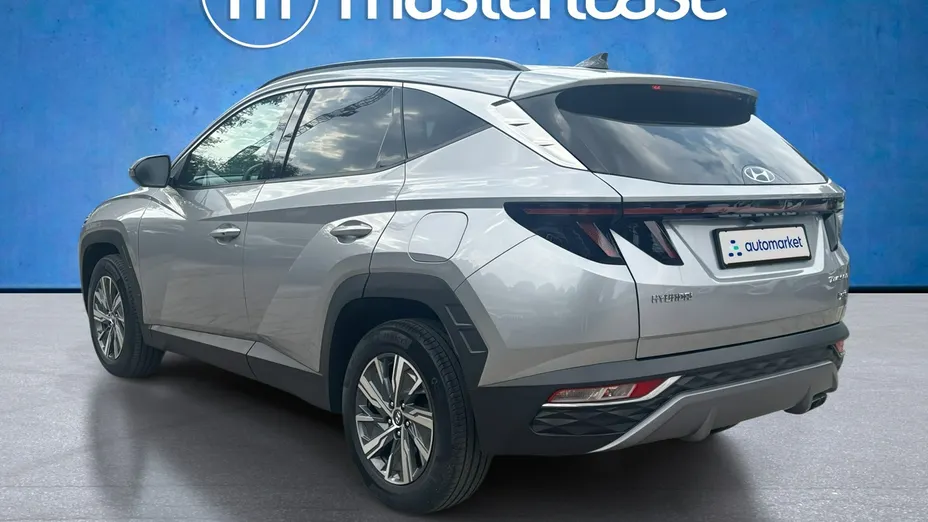 HYUNDAI Tucson -