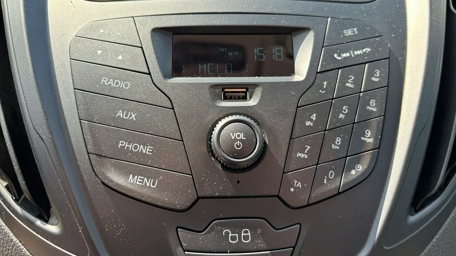 FORD Tourneo Courier -