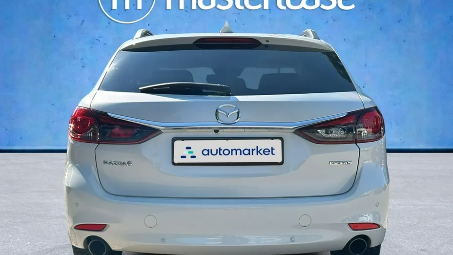 MAZDA 6 -