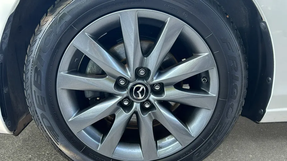 MAZDA 6 -