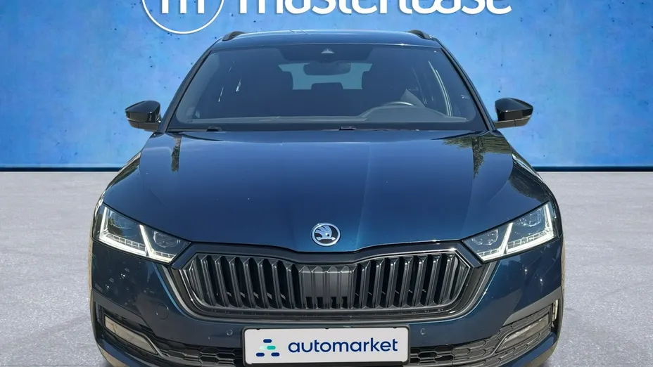SKODA Octavia -
