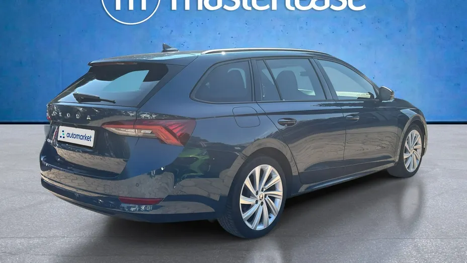 SKODA Octavia -