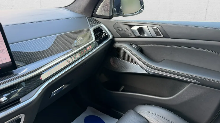 BMW X7 -