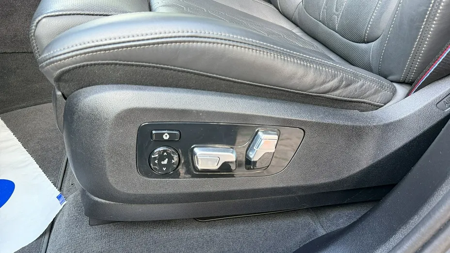 BMW X7 -